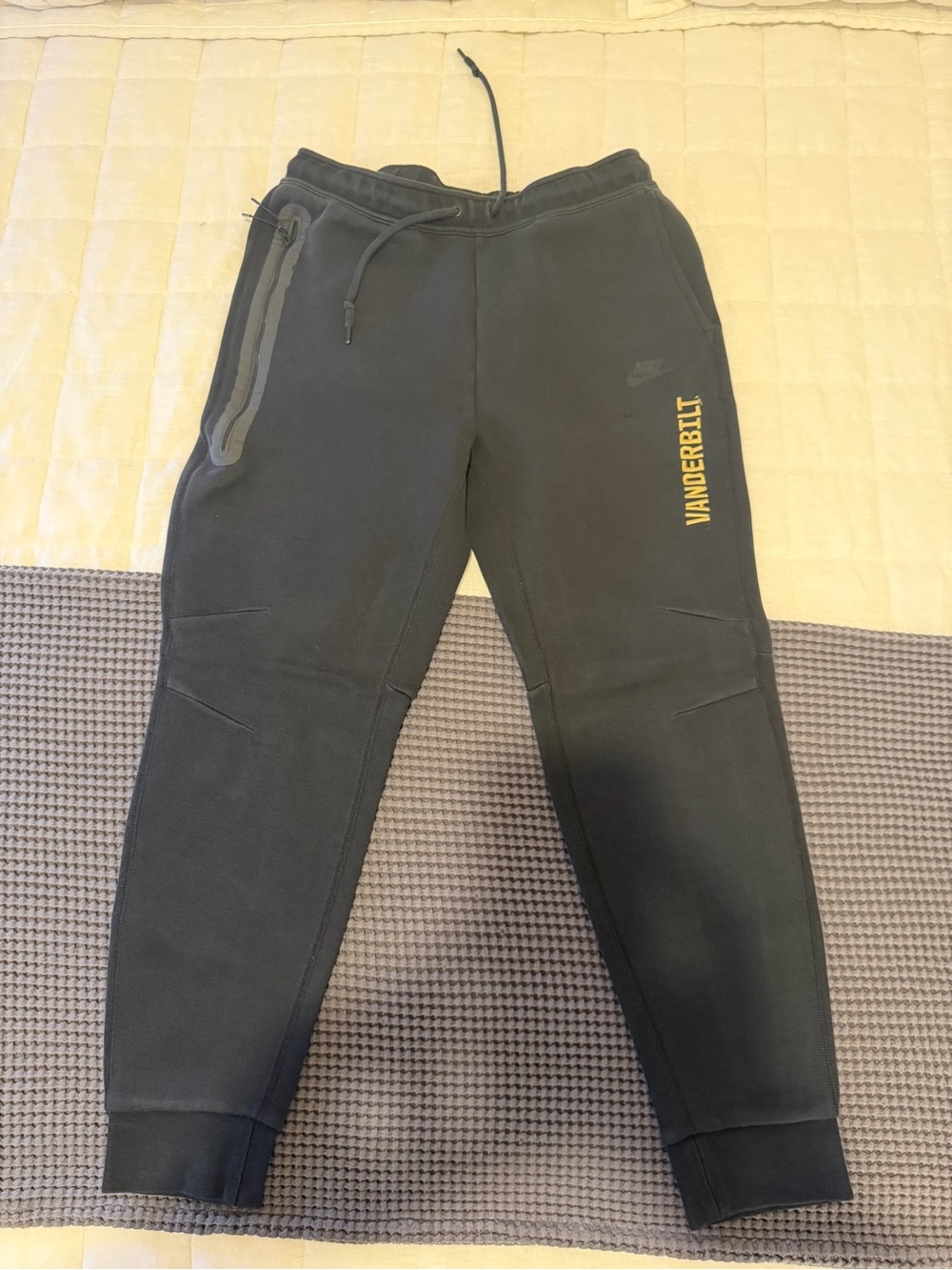 Nike Tech Fleece Vanderbilt Basketball Team Issued Player Exclusive Joggers Men